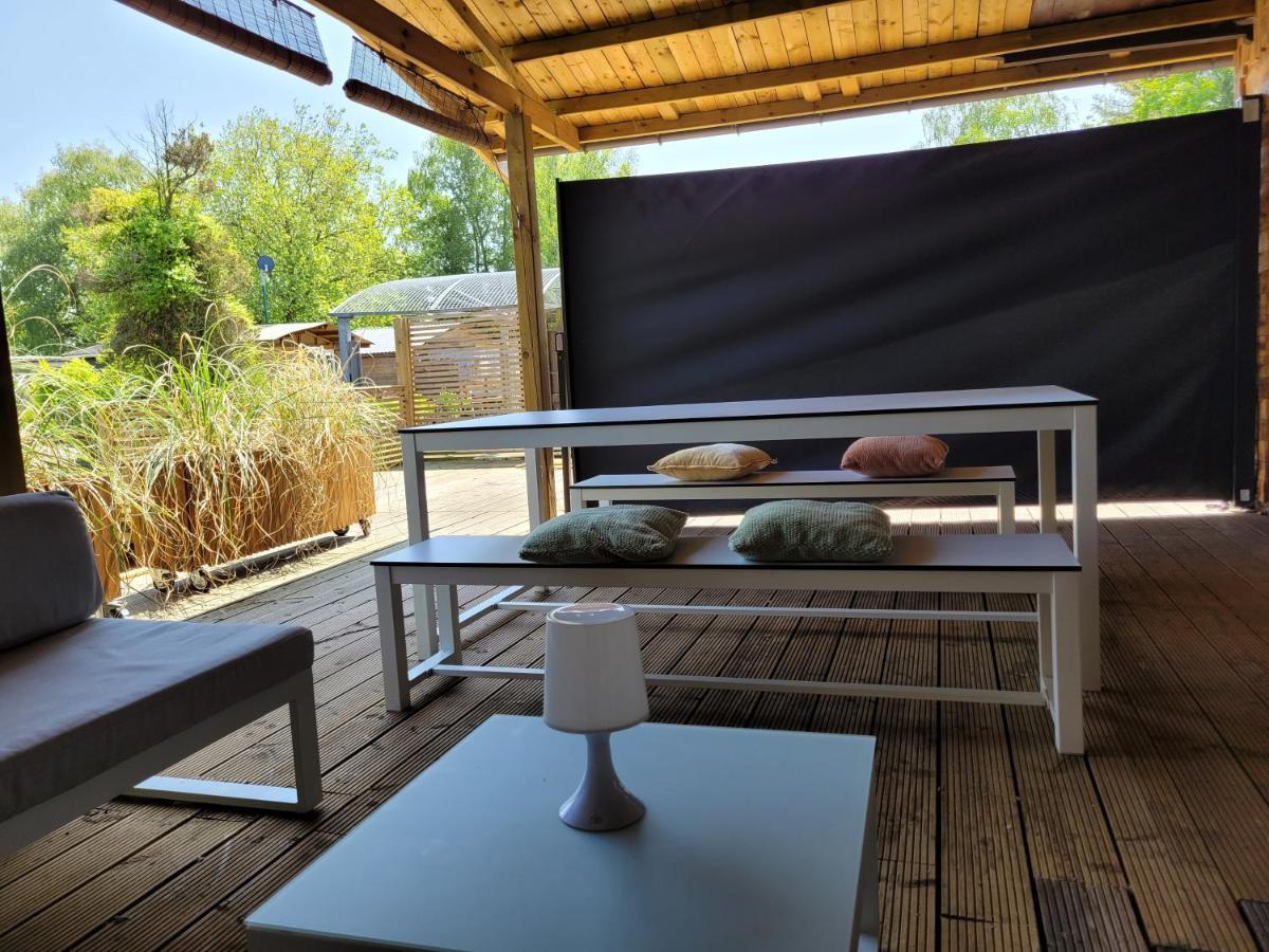 Rustig Gelegen Chalet Solvo Met Terras Aan Het Water 赫尔 外观 照片