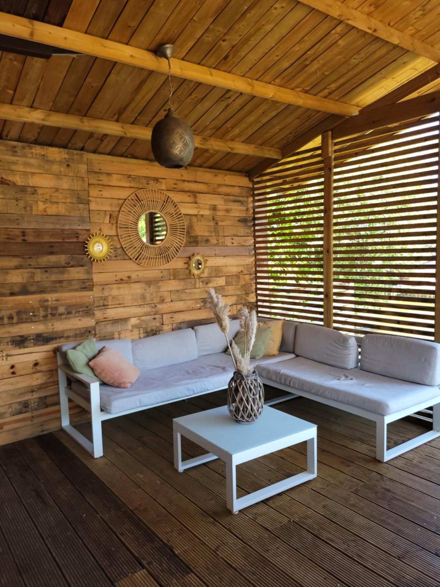 Rustig Gelegen Chalet Solvo Met Terras Aan Het Water 赫尔 外观 照片